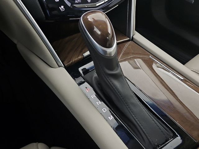 Used 2018 Cadillac XTS Luxury image 15