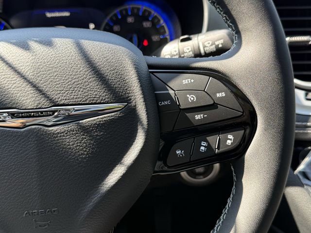 New 2026 Chrysler Pacifica Limited w/ S Appearance Package image 22