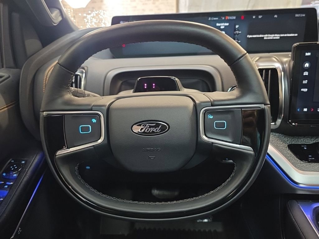 Used 2025 Ford Expedition Tremor image 22