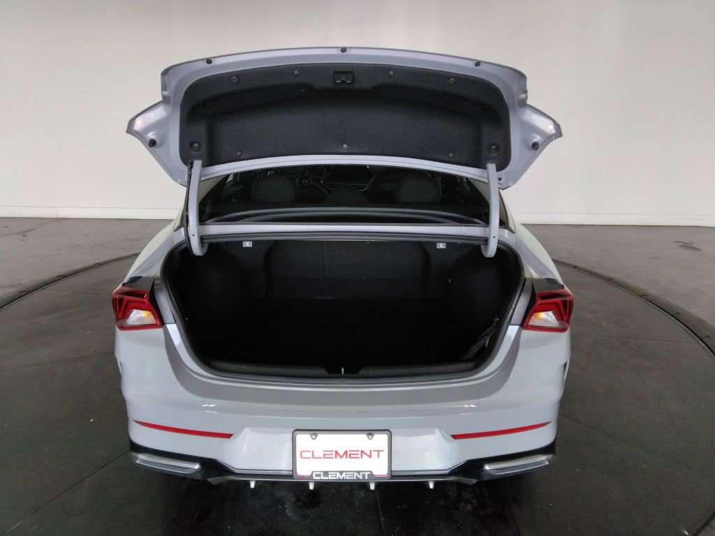Used 2023 Kia K5 GT-Line image 9