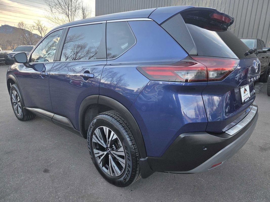 Used 2023 Nissan Rogue SV AWD/4WD image 5
