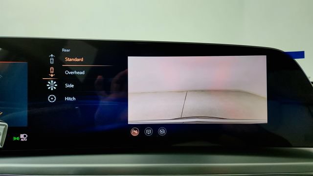 Used 2025 Cadillac Lyriq Luxury AWD/4WD image 63