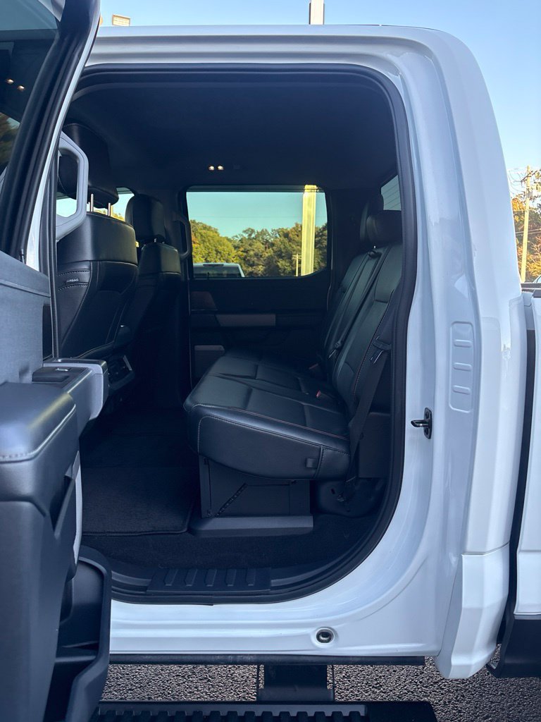 Used 2024 Ford F350 Lariat w/ Lariat Ultimate Package AWD/4WD image 22