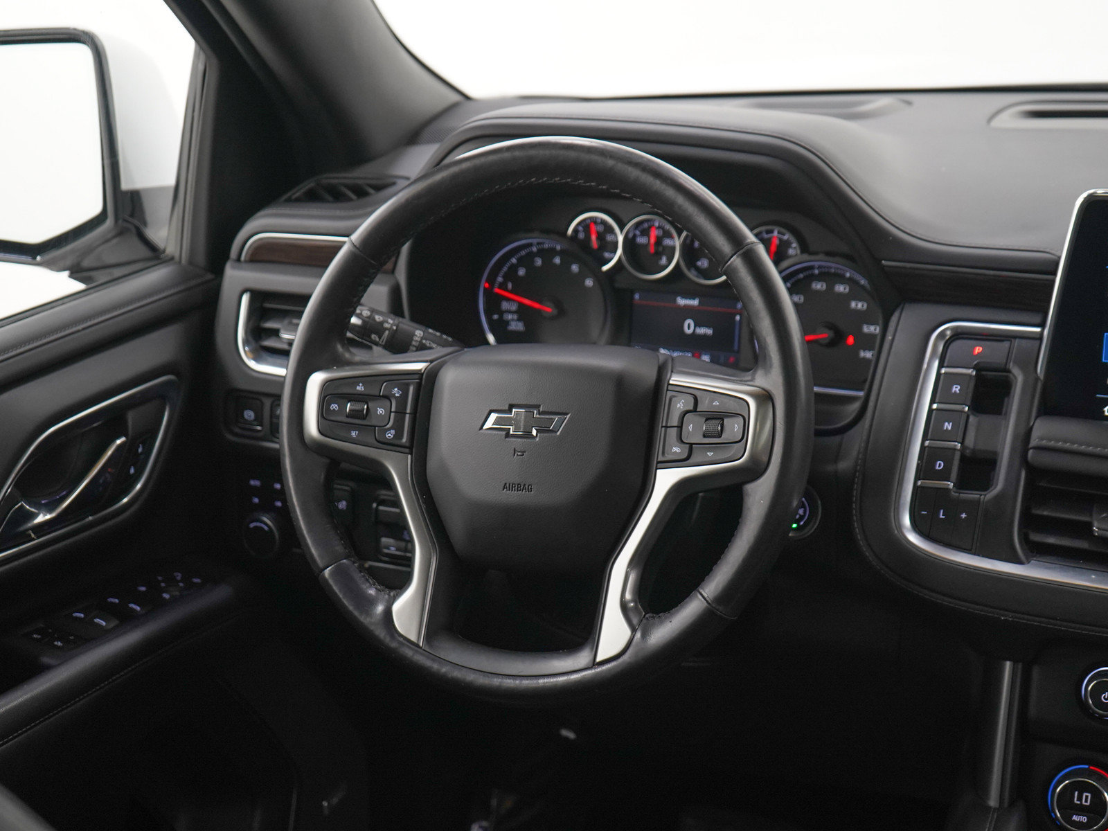 Used 2021 Chevrolet Tahoe Z71 w/ Z71 Signature Package AWD/4WD image 15
