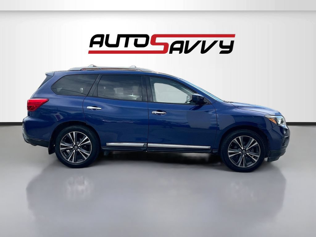 Used 2020 Nissan Pathfinder Platinum AWD/4WD image 8
