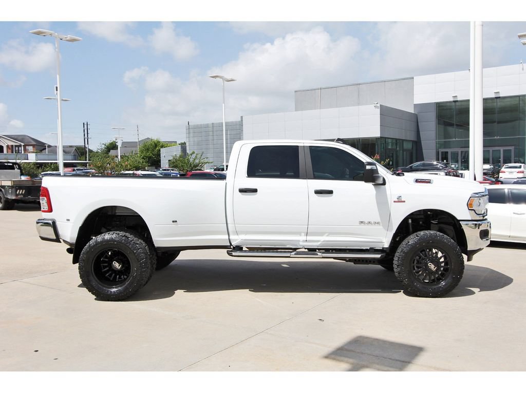 Used 2024 RAM 3500 Big Horn AWD/4WD image 6