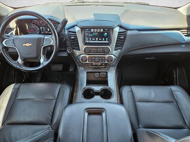 Used 2020 Chevrolet Suburban LT w/ Luxury Package AWD/4WD image 17