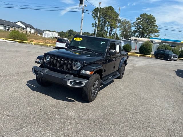 Used 2024 Jeep Gladiator Sport AWD/4WD image 11
