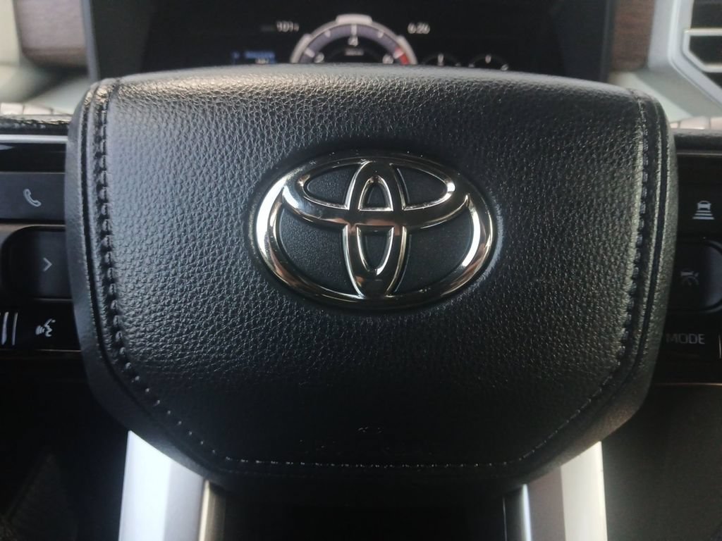 Used 2023 Toyota Tundra Capstone AWD/4WD image 5