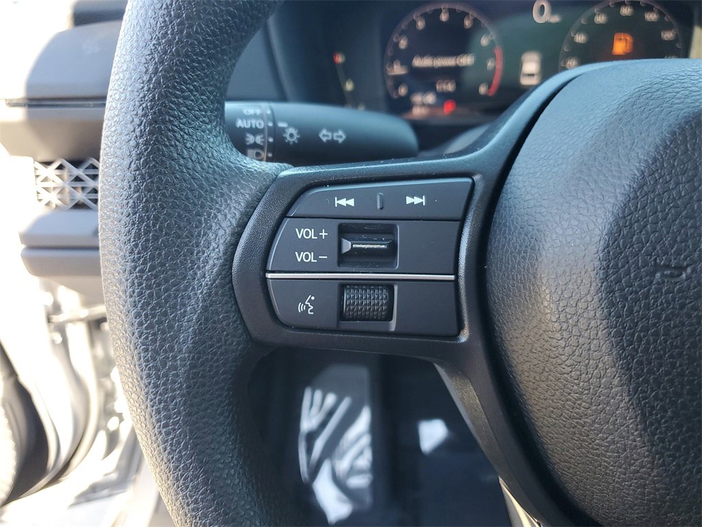 Certified 2023 Honda Accord EX image 22