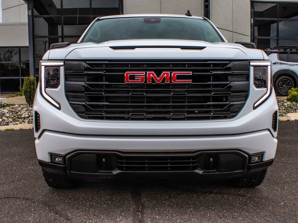 Used 2026 GMC Sierra 1500 Elevation w/ Elevation Select Package RWD image 2