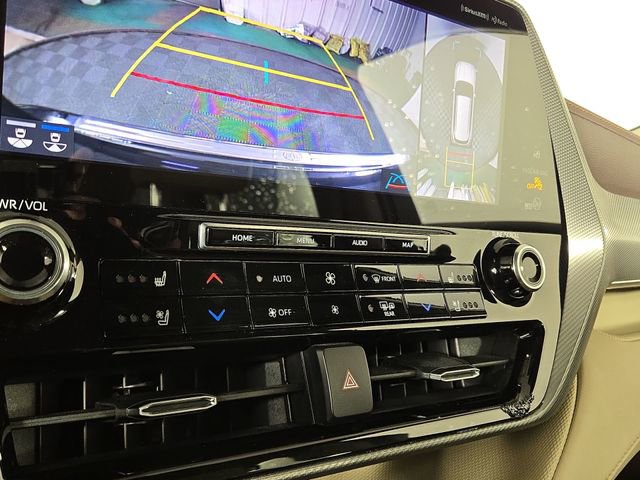 Used 2022 Toyota Highlander Platinum AWD/4WD image 20