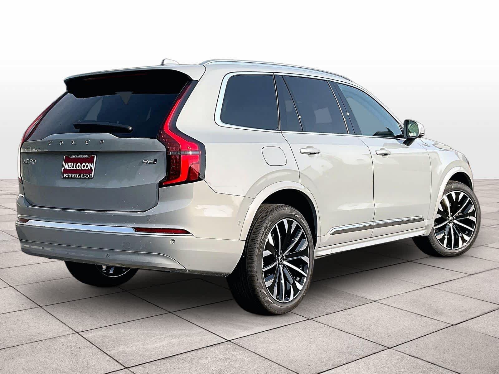 New 2027 Volvo XC90 B6 Plus AWD/4WD image 4