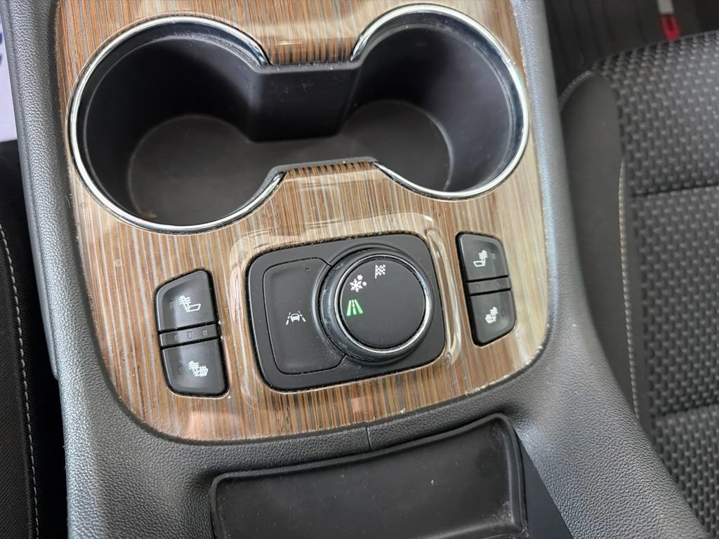 Used 2023 GMC Acadia SLE w/ Driver Convenience Package FWD image 12