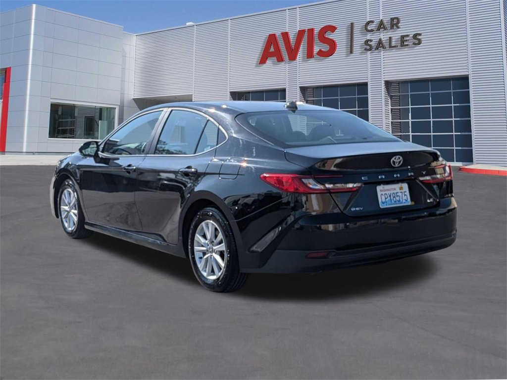 Used 2025 Toyota Camry LE image 9
