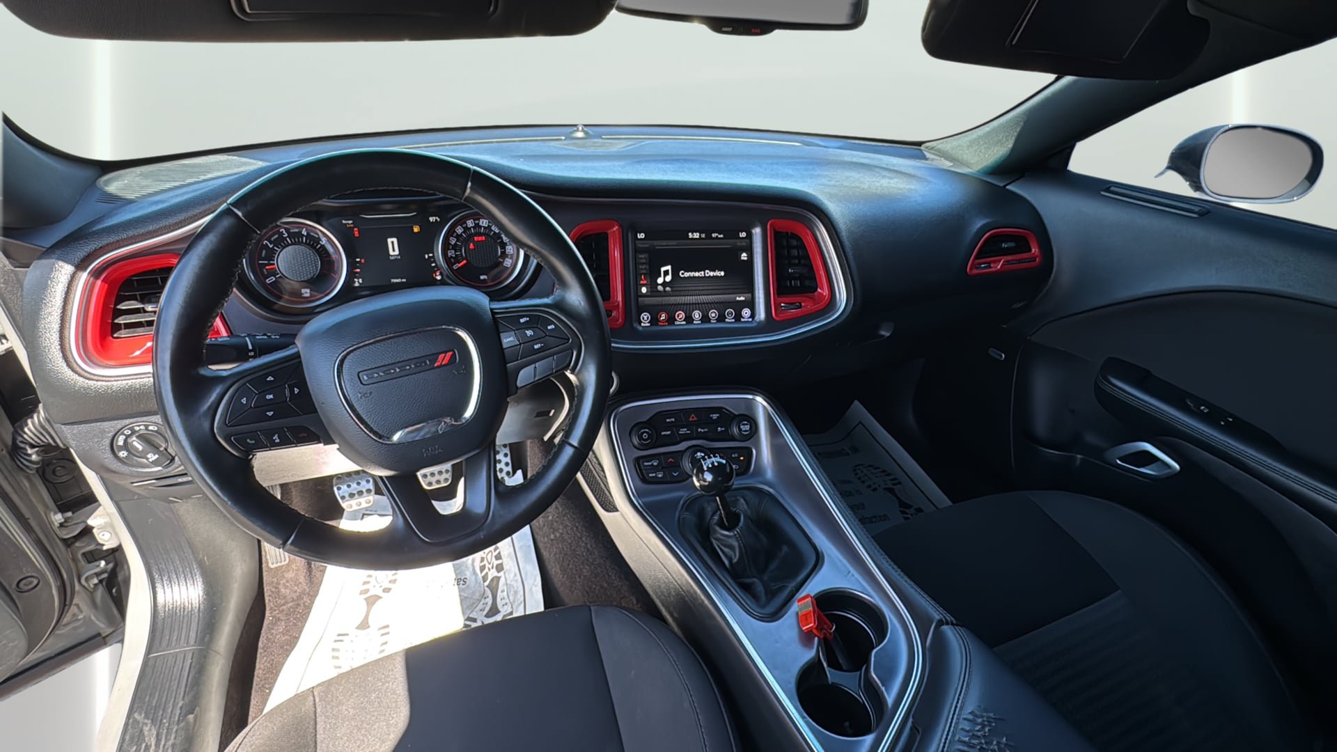 Used 2017 Dodge Challenger R/T Scat Pack w/ Driver Convenience Group RWD image 15