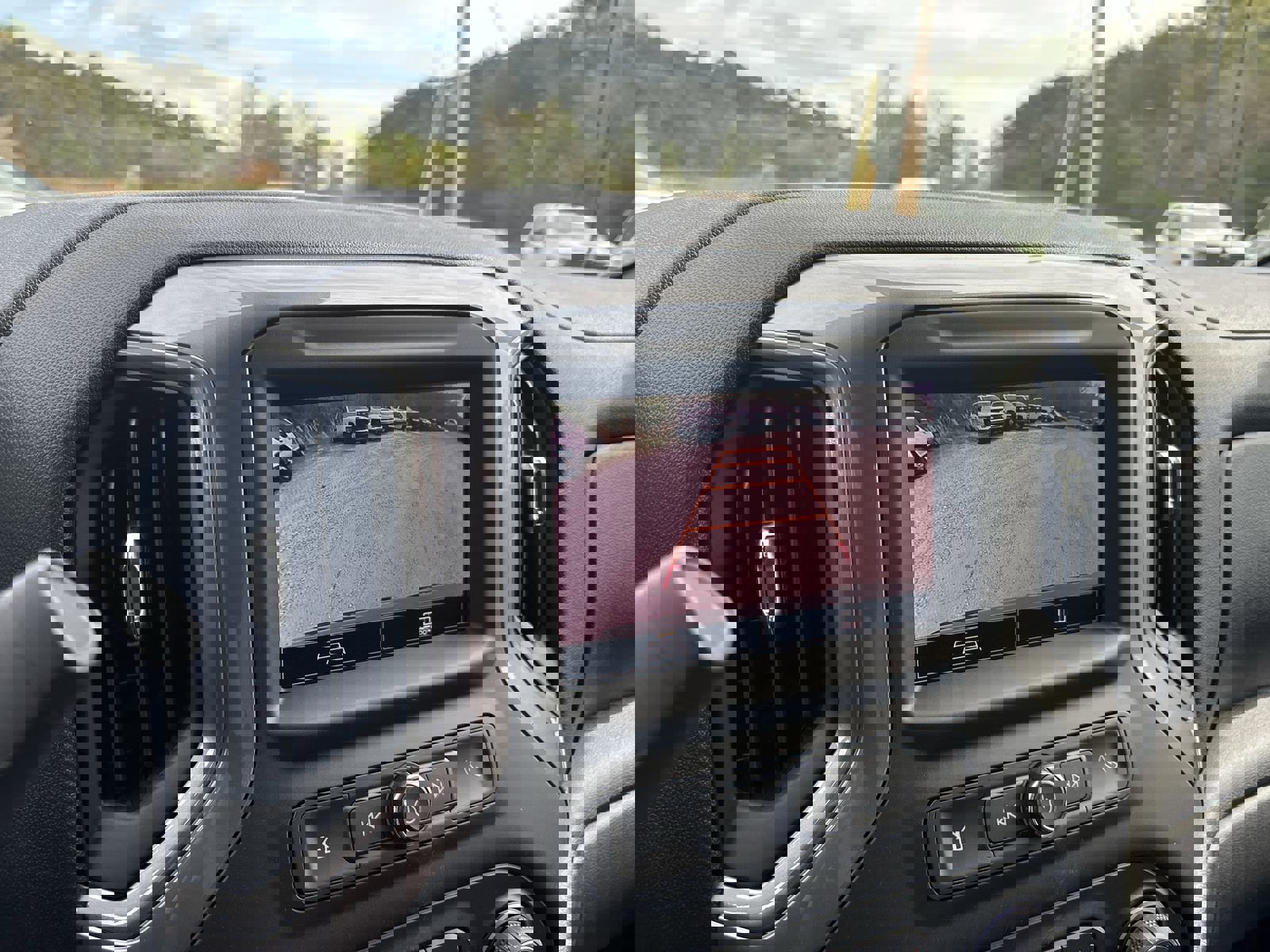 New 2026 Chevrolet Silverado 1500 Custom w/ LPO, Dark Essentials Package image 20