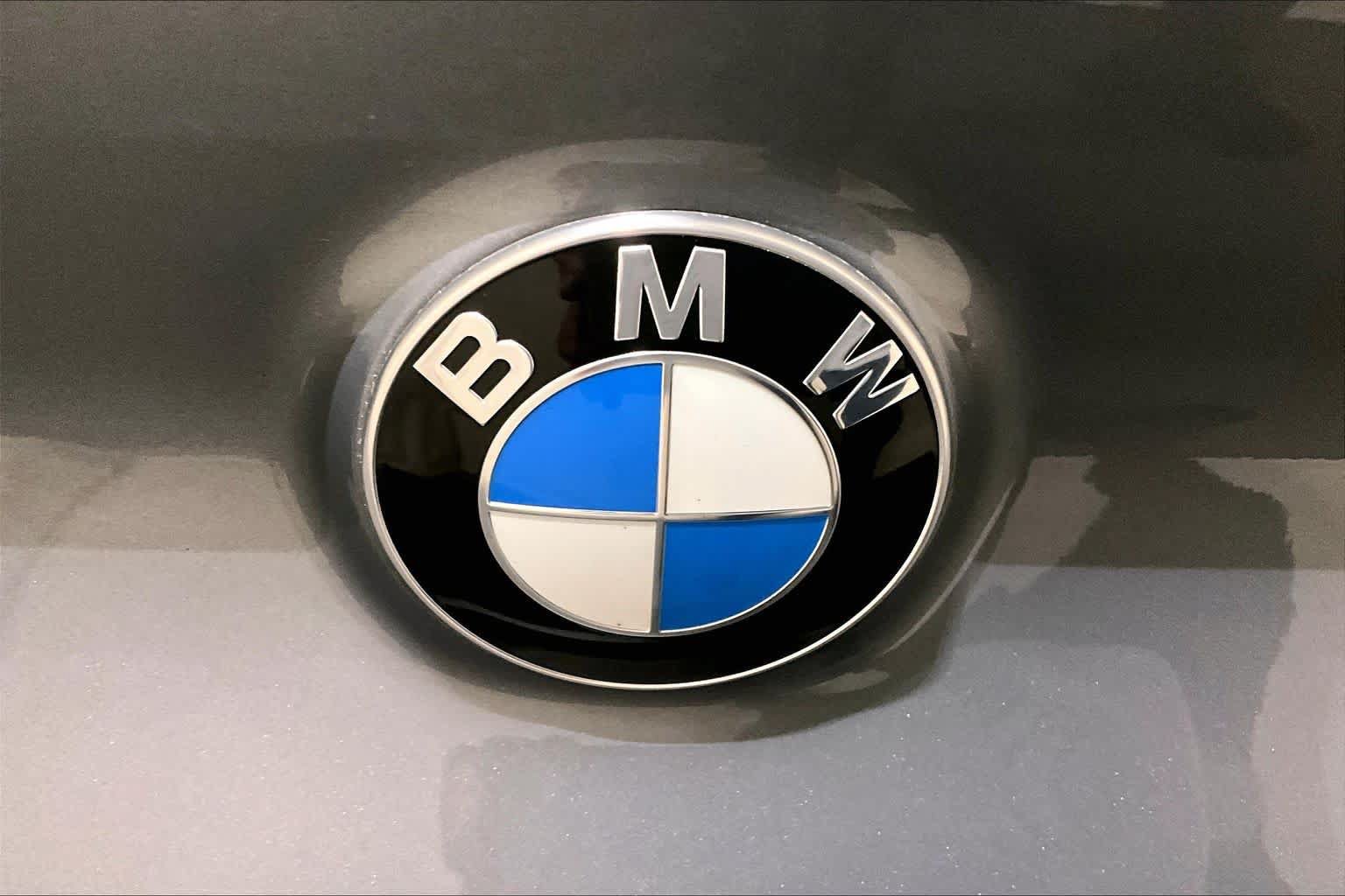 Used 2025 BMW M850i xDrive w/ M Sport Professional Package AWD/4WD image 32