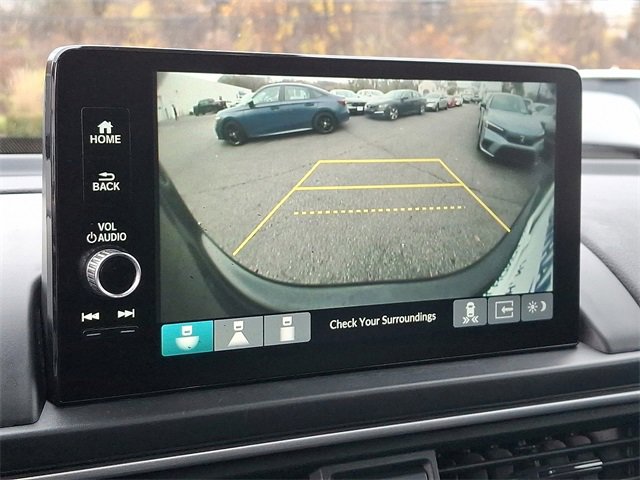 Used 2025 Honda Pilot Touring image 21