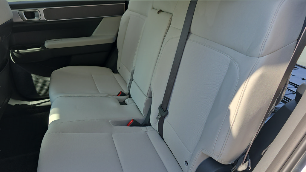 New 2026 Hyundai Santa Fe SE FWD image 29