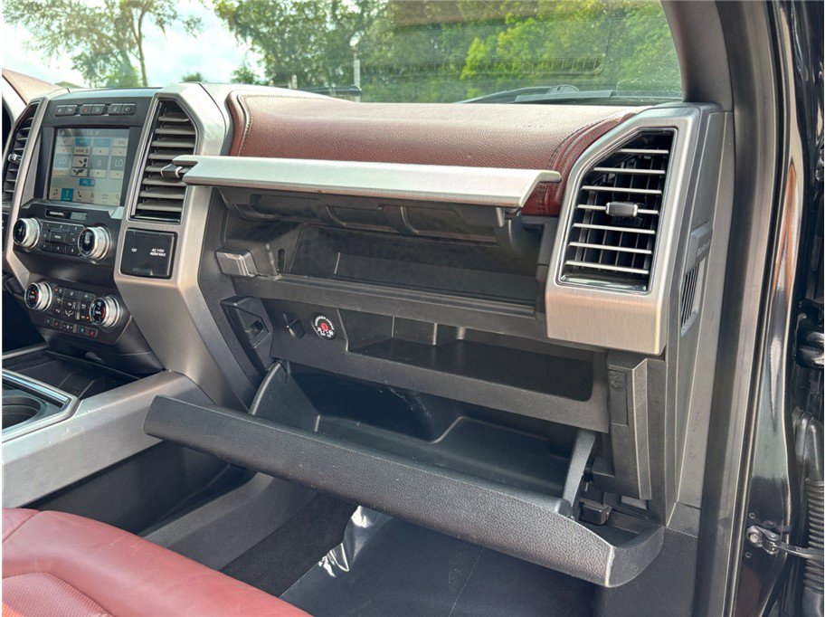 Used 2019 Ford F350 Platinum w/ Platinum Ultimate Package image 51