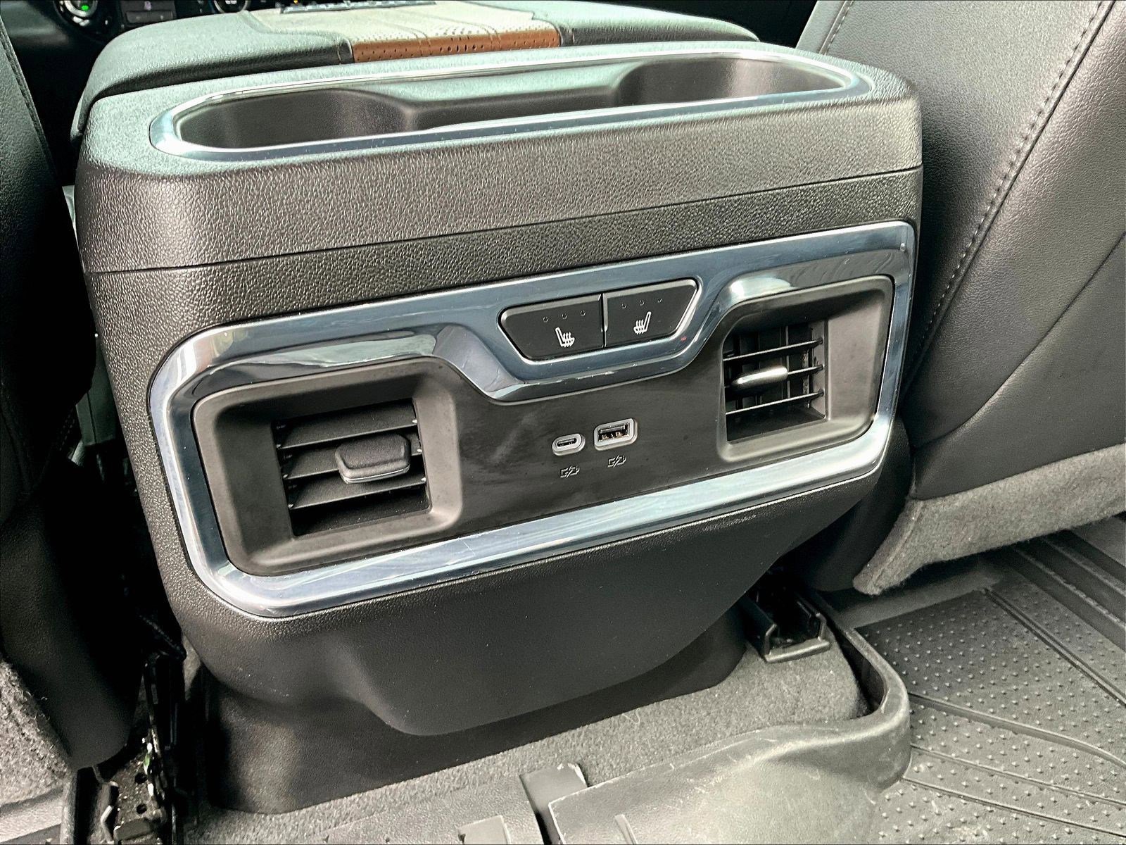 Used 2024 Chevrolet Silverado 3500 High Country w/ High Country Premium Package AWD/4WD image 11