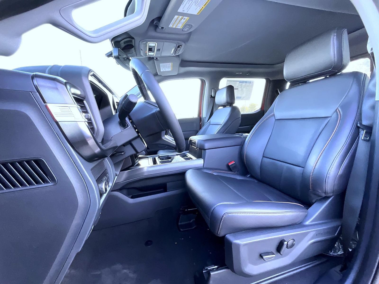 New 2026 Ford F250 Lariat w/ Lariat Premium Package AWD/4WD image 9
