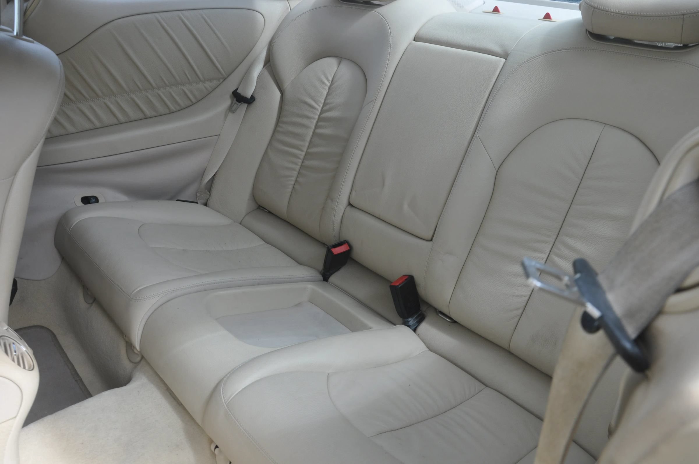 Used 2006 Mercedes-Benz CLK 350 Coupe image 24