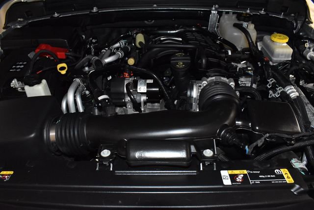 Used 2023 Jeep Wrangler Sahara image 10