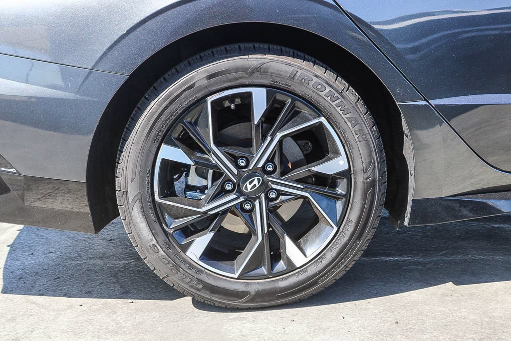Used 2024 Hyundai Sonata SEL FWD image 12