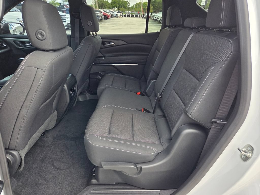 Used 2024 Chevrolet Traverse LS FWD image 7