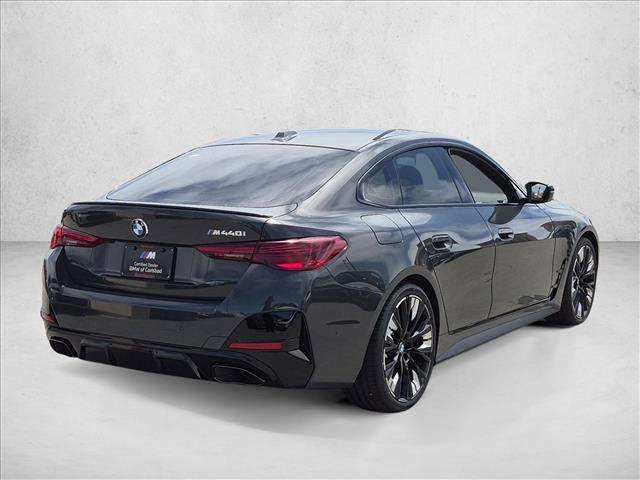 New 2026 BMW M440i w/ Premium Package RWD video 2