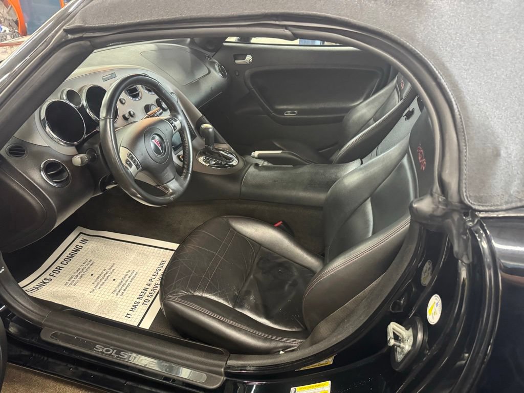 Used 2007 Pontiac Solstice GXP w/ Premium Package RWD image 18