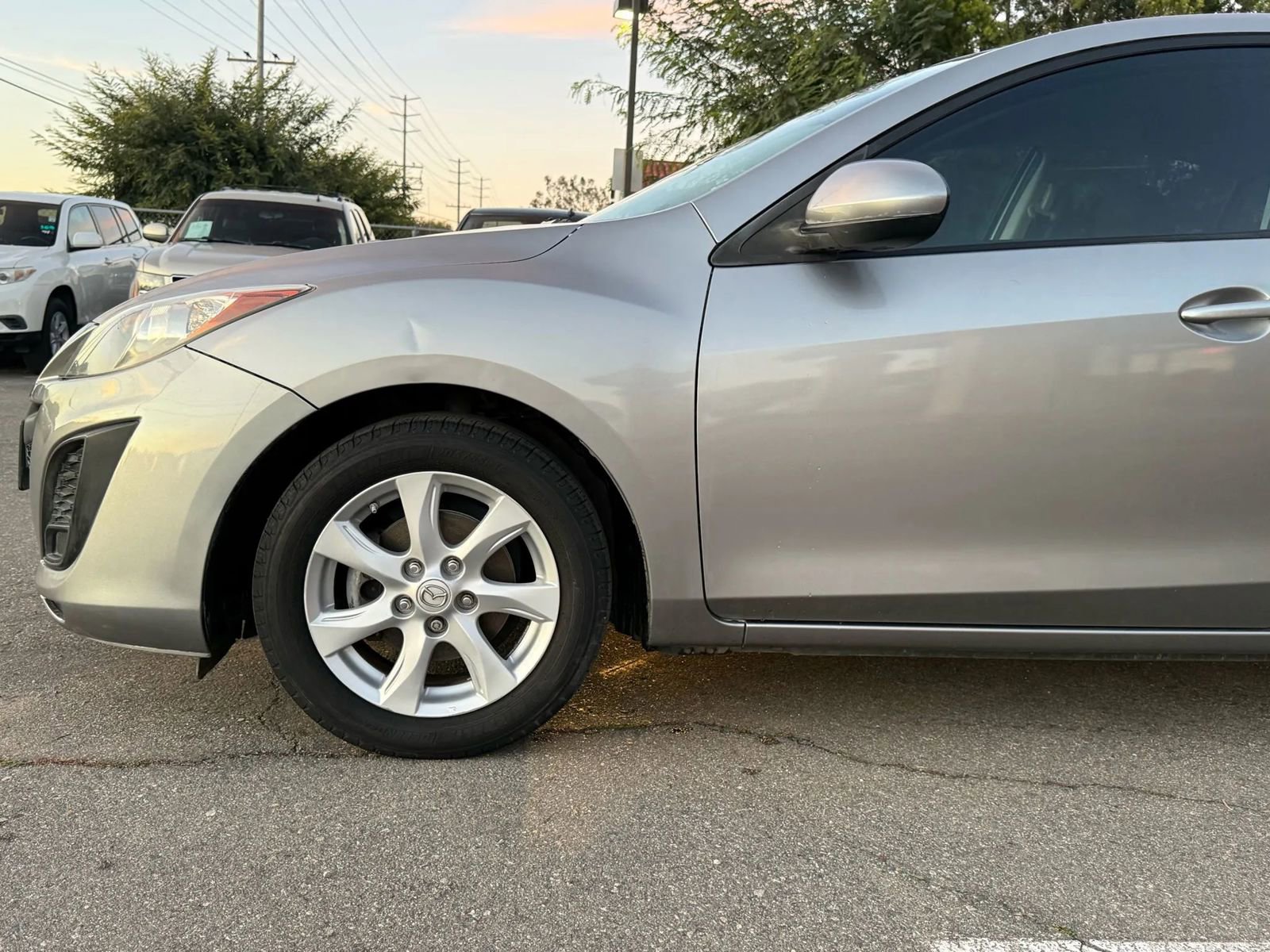 Used 2010 MAZDA MAZDA3 i Touring image 9