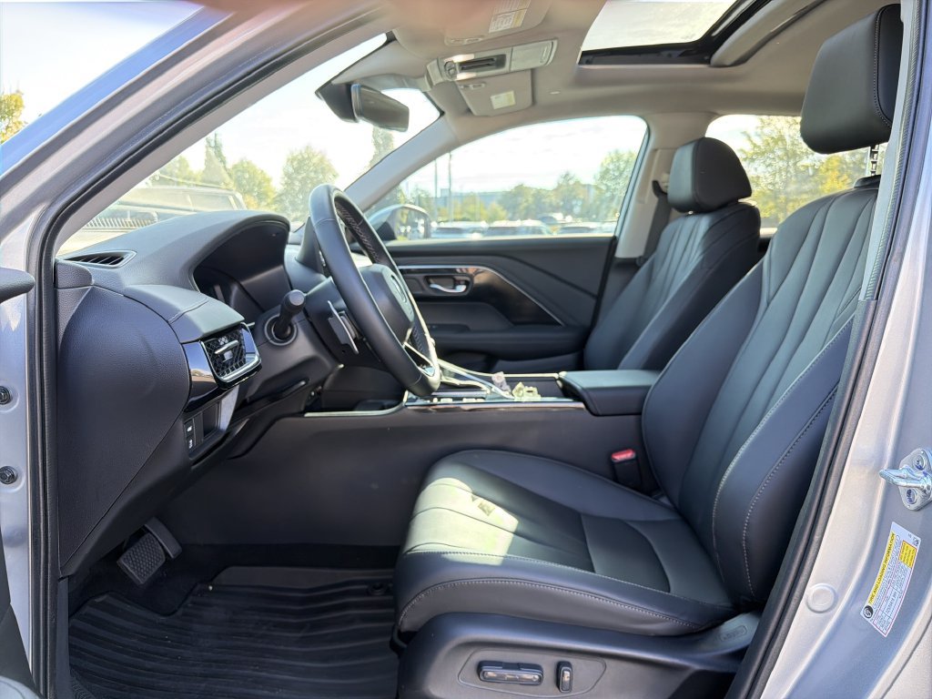 Certified 2025 Acura ADX FWD image 11