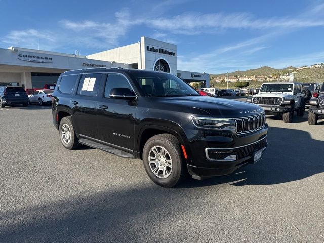 Used 2023 Jeep Wagoneer 2WD image 12