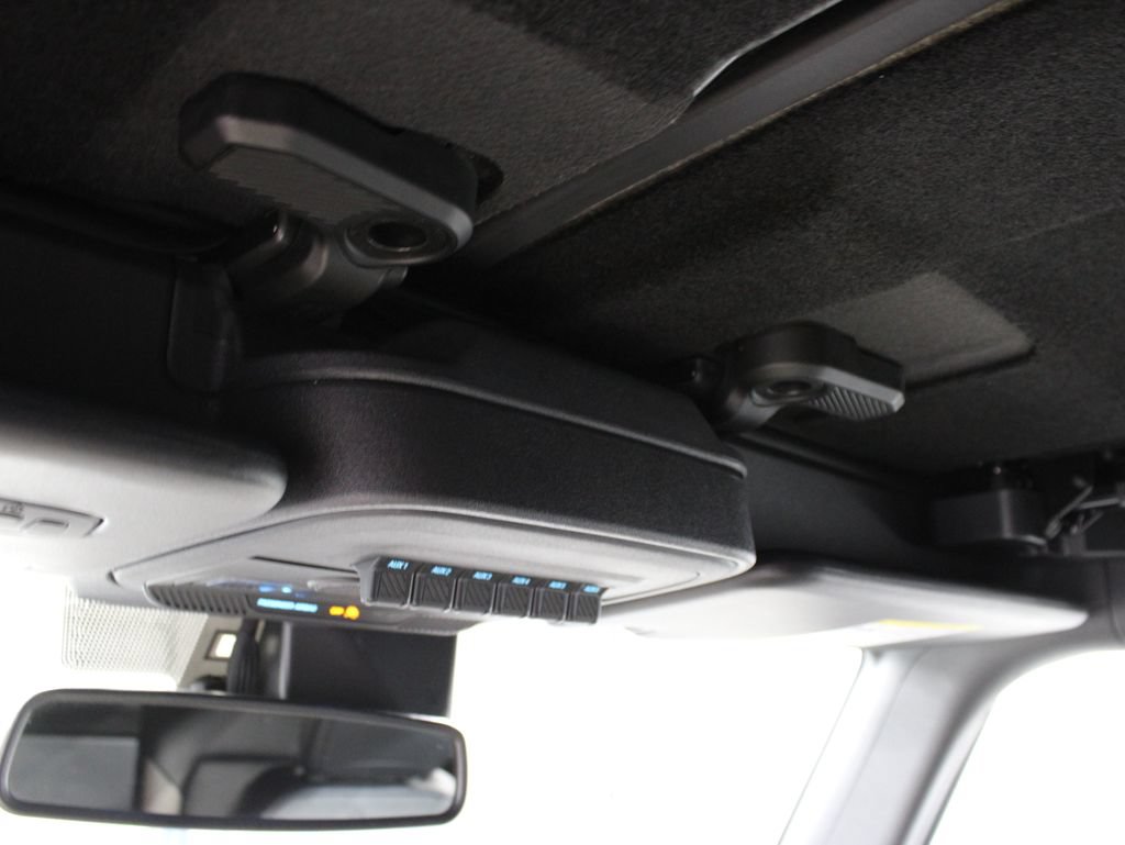 Used 2023 Ford Bronco Wildtrak AWD/4WD image 32