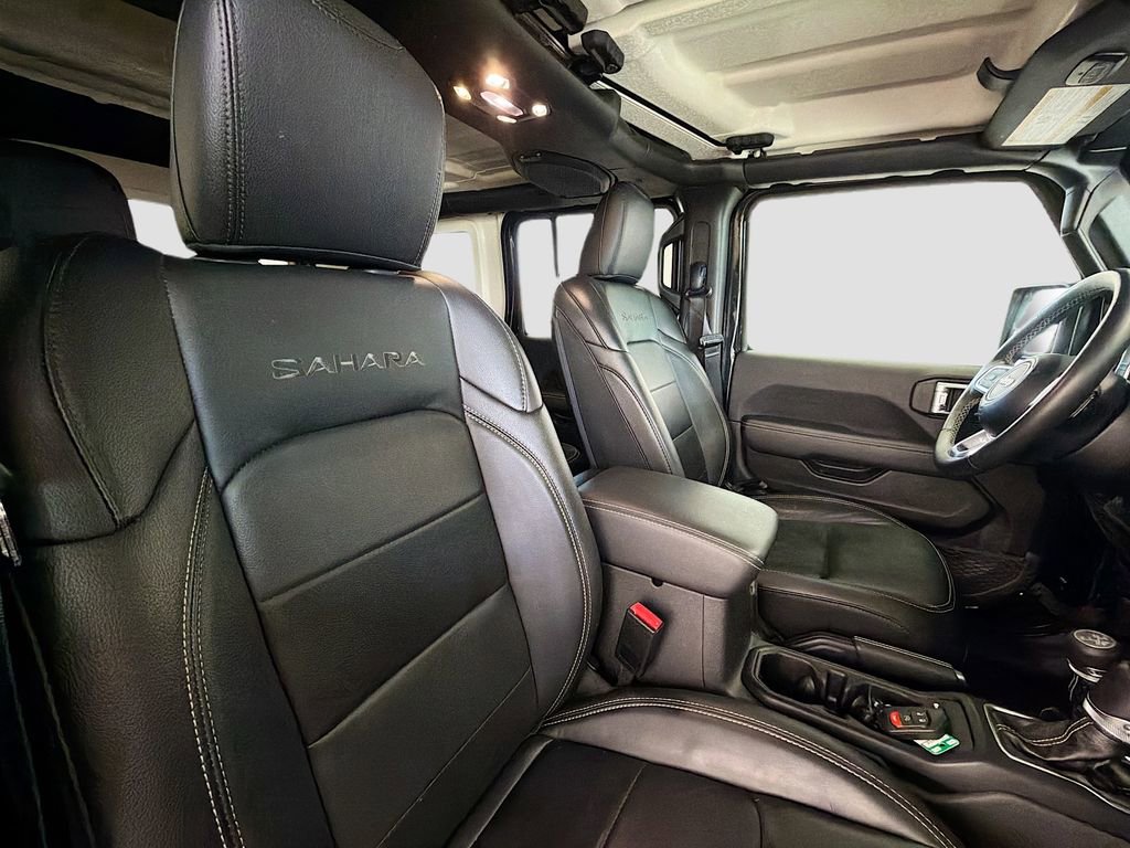 Used 2023 Jeep Wrangler Unlimited Sahara w/ Cold Weather Group image 30