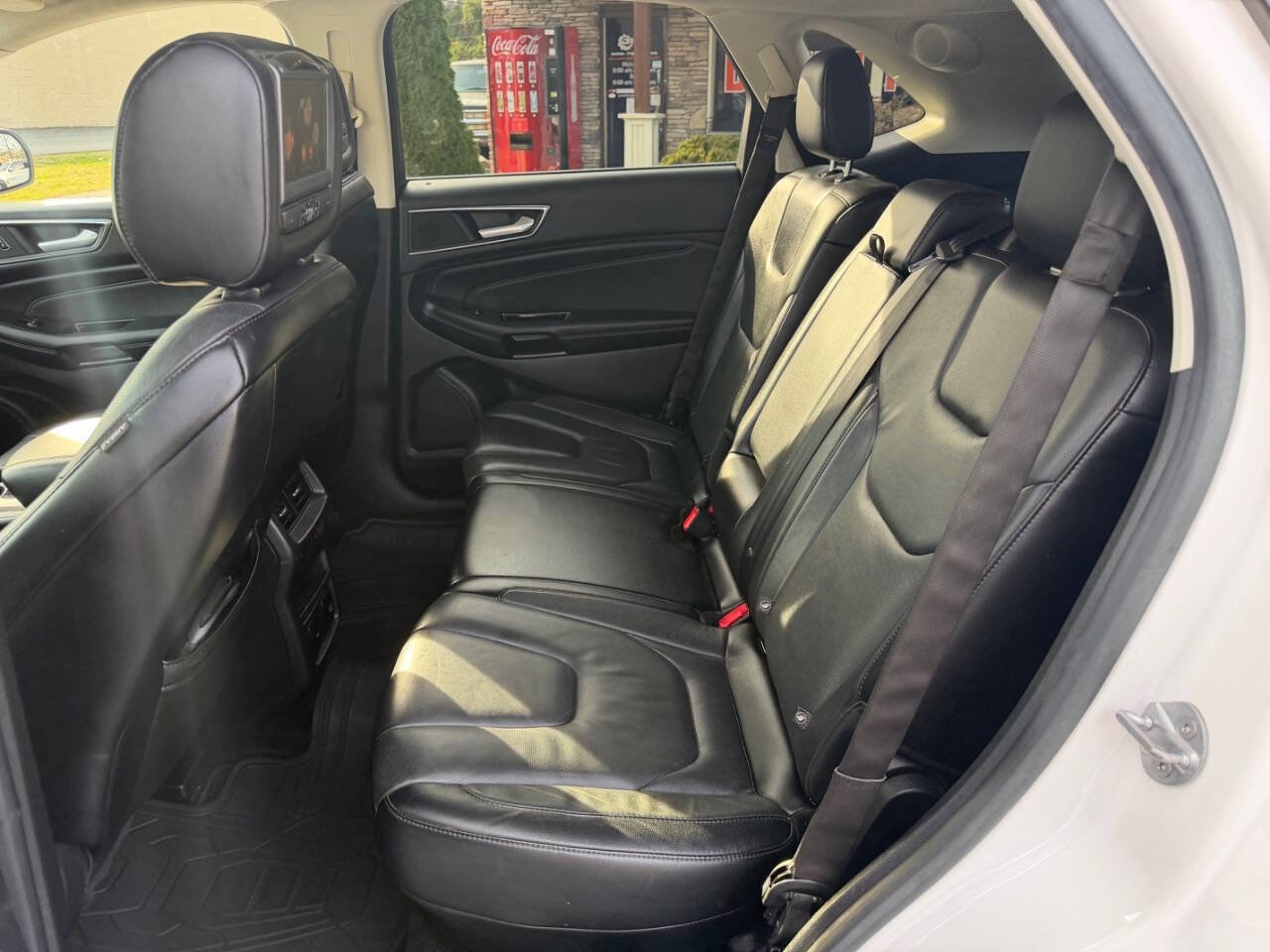 Used 2015 Ford Edge Titanium w/ Equipment Group 302A FWD image 24