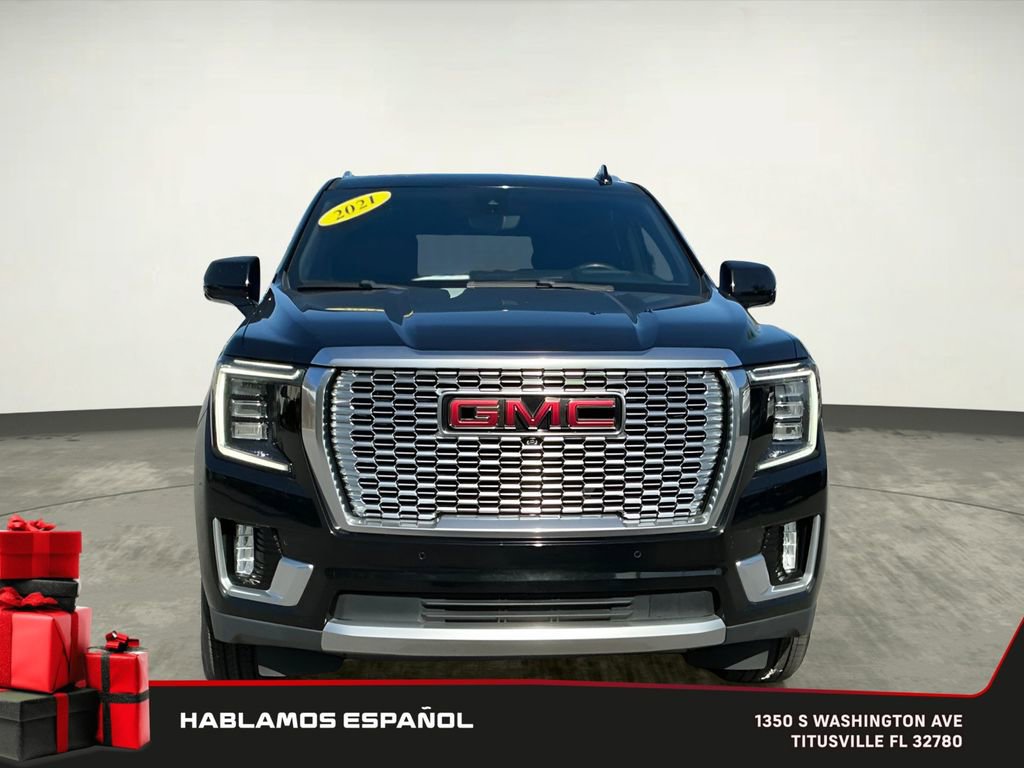 Used 2021 GMC Yukon Denali w/ Denali Premium Package image 12