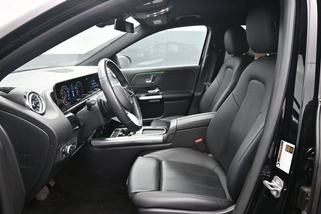 Used 2025 Mercedes-Benz GLA 250 image 7