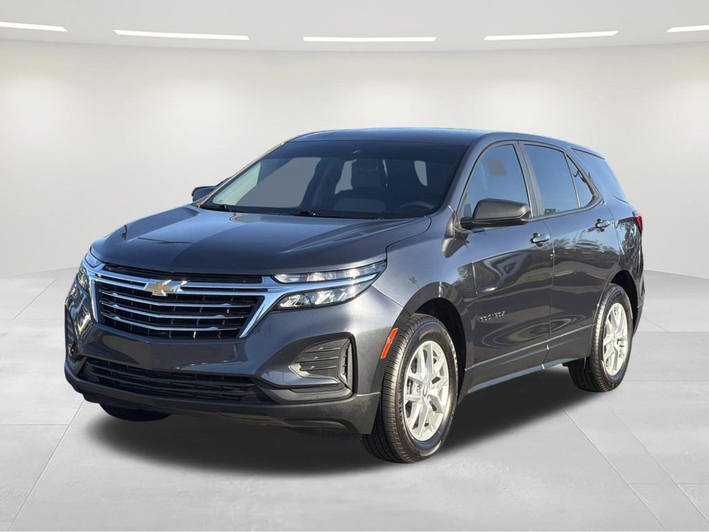Used 2022 Chevrolet Equinox LS FWD image 1