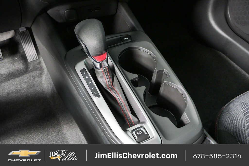 New 2026 Chevrolet Trax RS w/ Sunroof Package FWD image 16