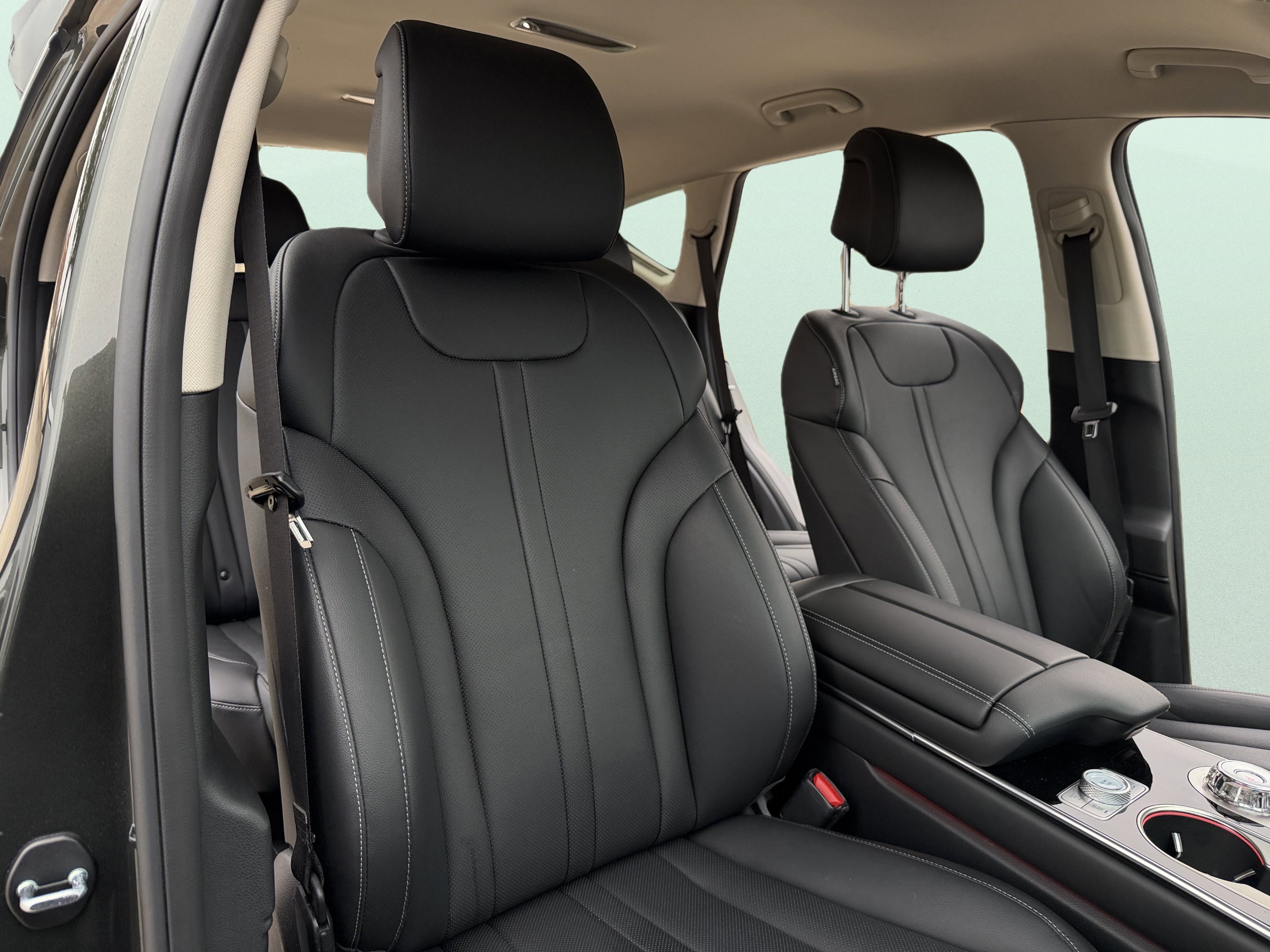 Used 2025 Genesis GV80 2.5T Standard AWD/4WD image 50