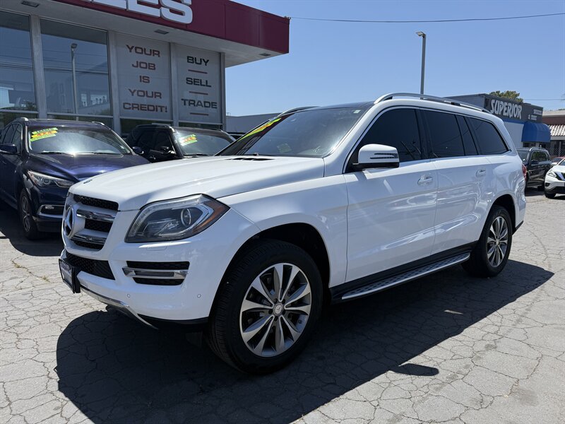Used 2016 Mercedes-Benz GL 450 4MATIC image 3