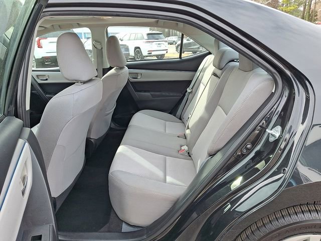 Used 2015 Toyota Corolla LE image 13