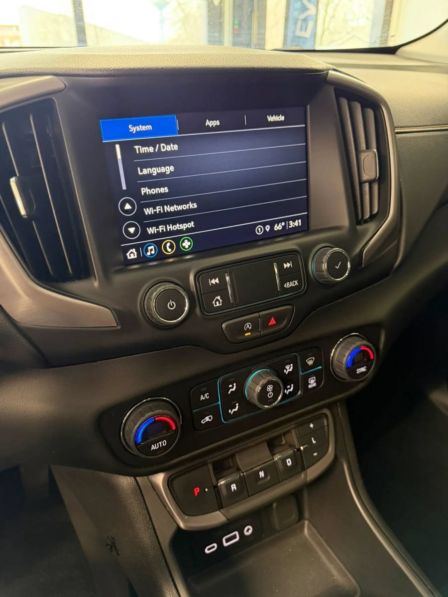 Used 2022 GMC Terrain AT4 AWD/4WD image 21