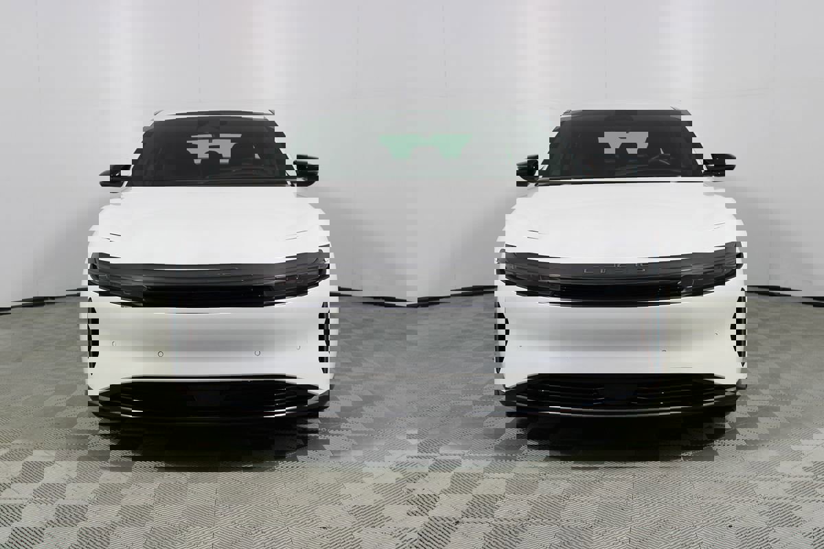 Used 2024 Lucid Air Pure image 32