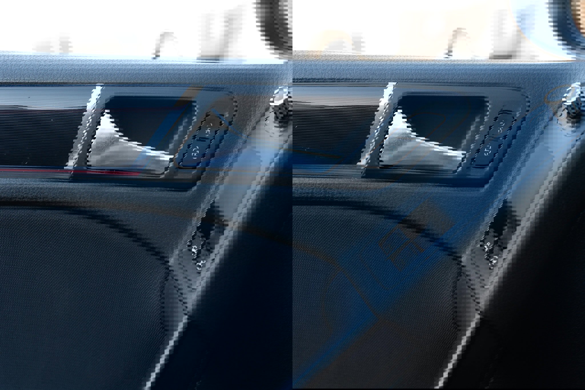 Used 2012 Volkswagen GTI 2-Door image 44