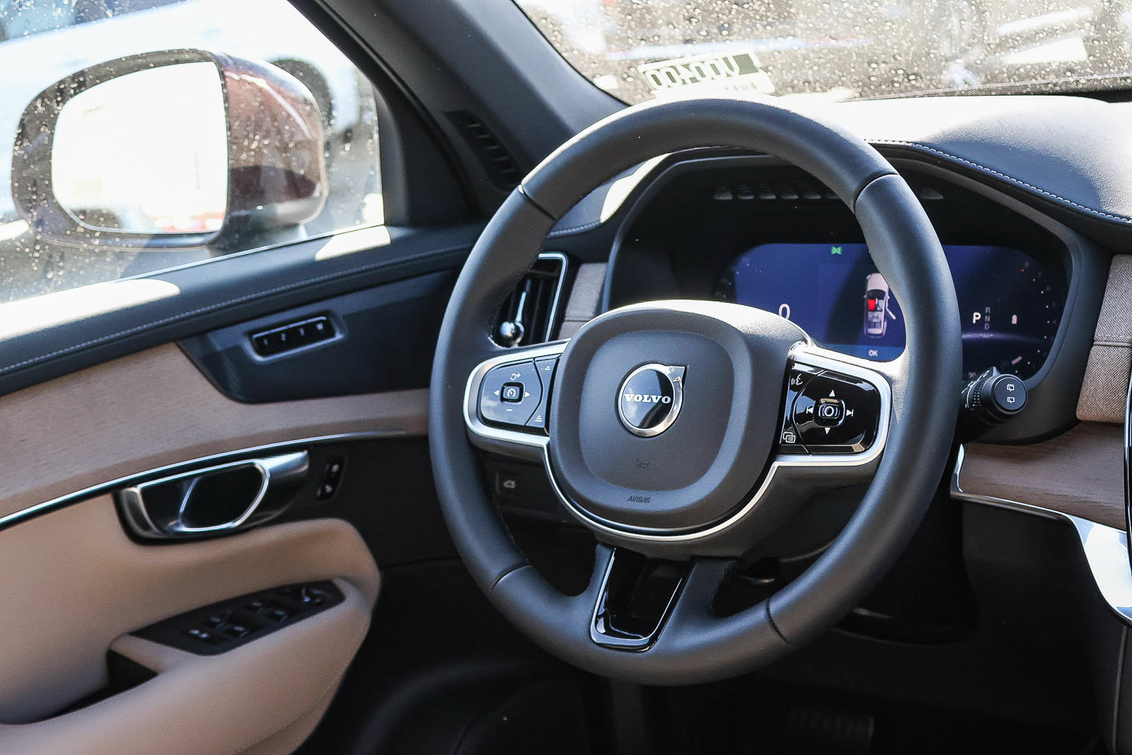 New 2026 Volvo XC90 B5 Plus w/ Protection Package Premier AWD/4WD image 20